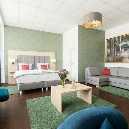 Pallas Hotel ดาร์มชตัดต์ ภายนอก รูปภาพ